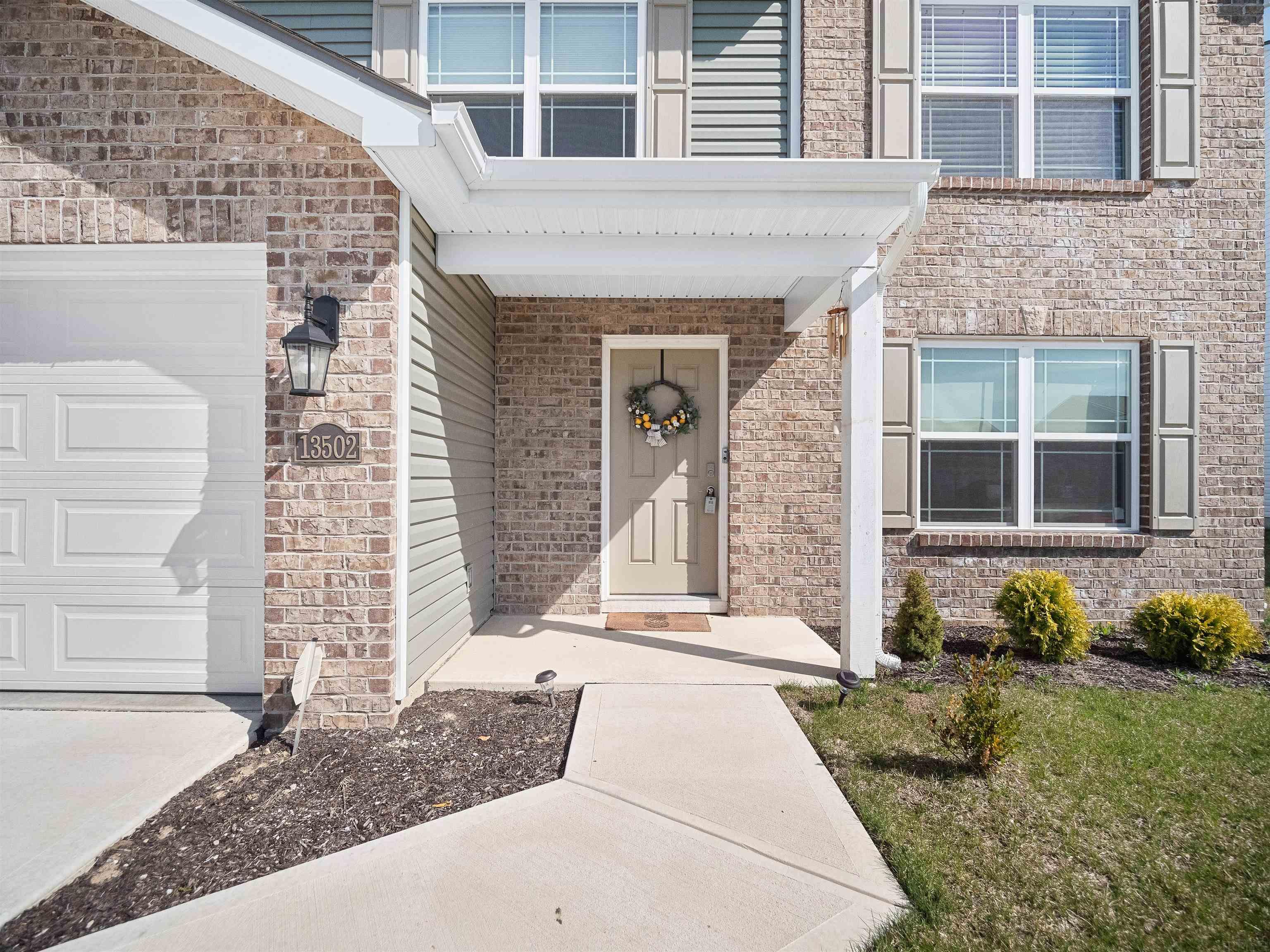 13502 Crescent Ridge Drive Fort Wayne, IN 46814 - Photo 2 of 34 Gallery Image 2