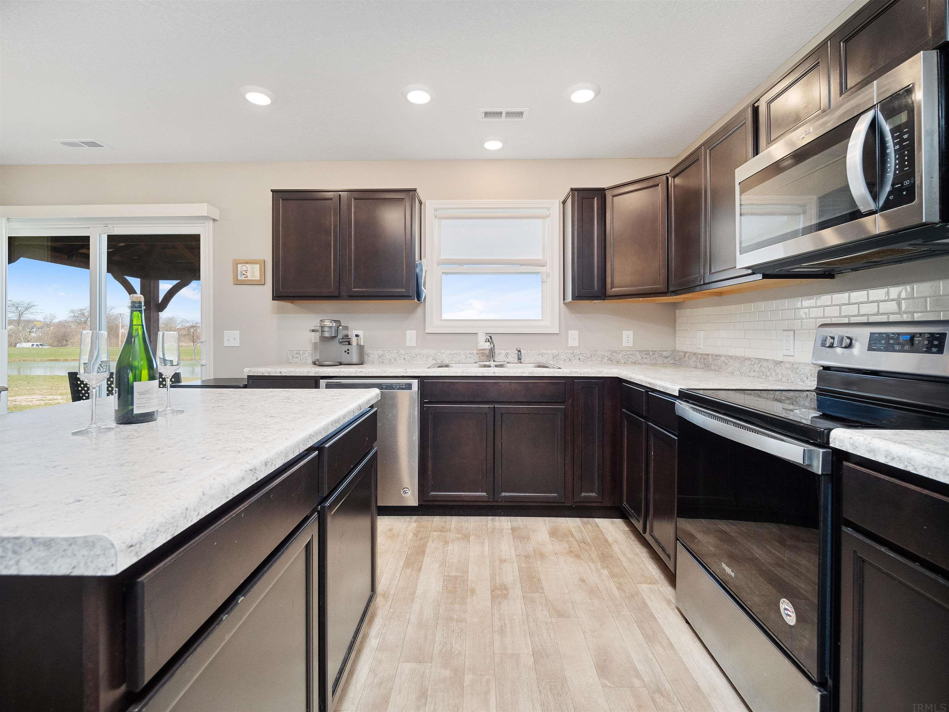 13502 Crescent Ridge Drive Fort Wayne, IN 46814 - Photo 10 of 34 Gallery Image 10