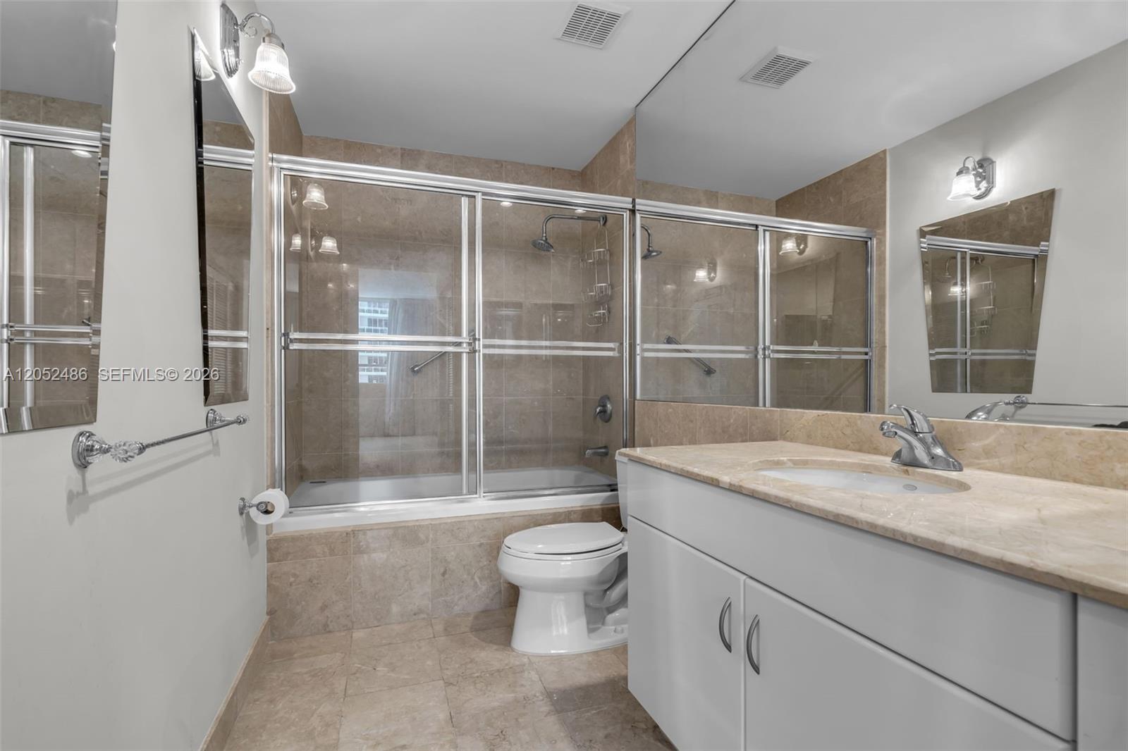801 Brickell Key Boulevard, Unit 2108 Miami, FL 33131 - Photo 14 of 37