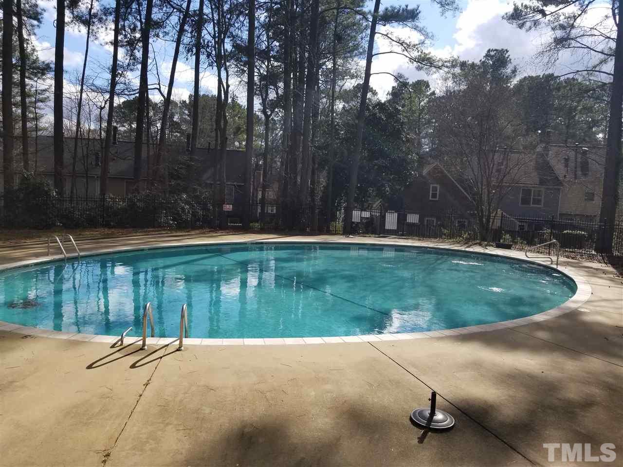 5547 Hamstead Crossing Raleigh, NC 27612 - Photo 5 of 5