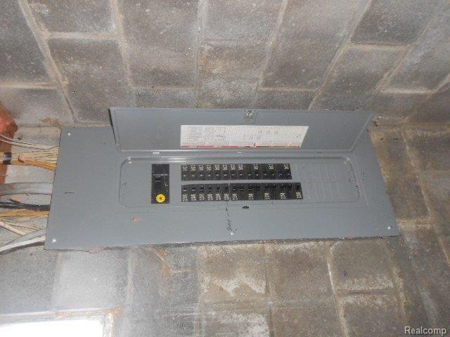 7218 Babcock Road Lexington, MI 48450 - Photo 15 of 17 DSCN7035.JPG
