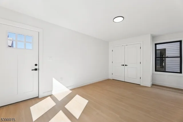 $2,900 | 27-29 Robert Street, Paterson, NJ 07503