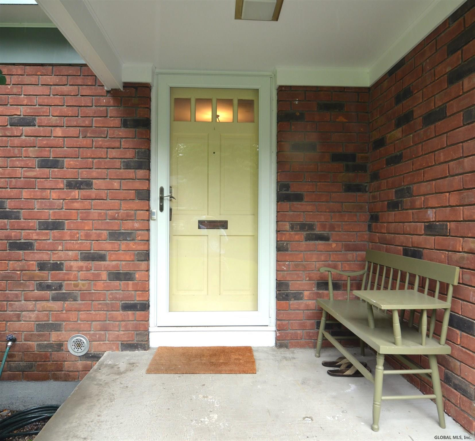 7 Oak Road Bethlehem, NY 12054 - Photo 3 of 37 Photo 3