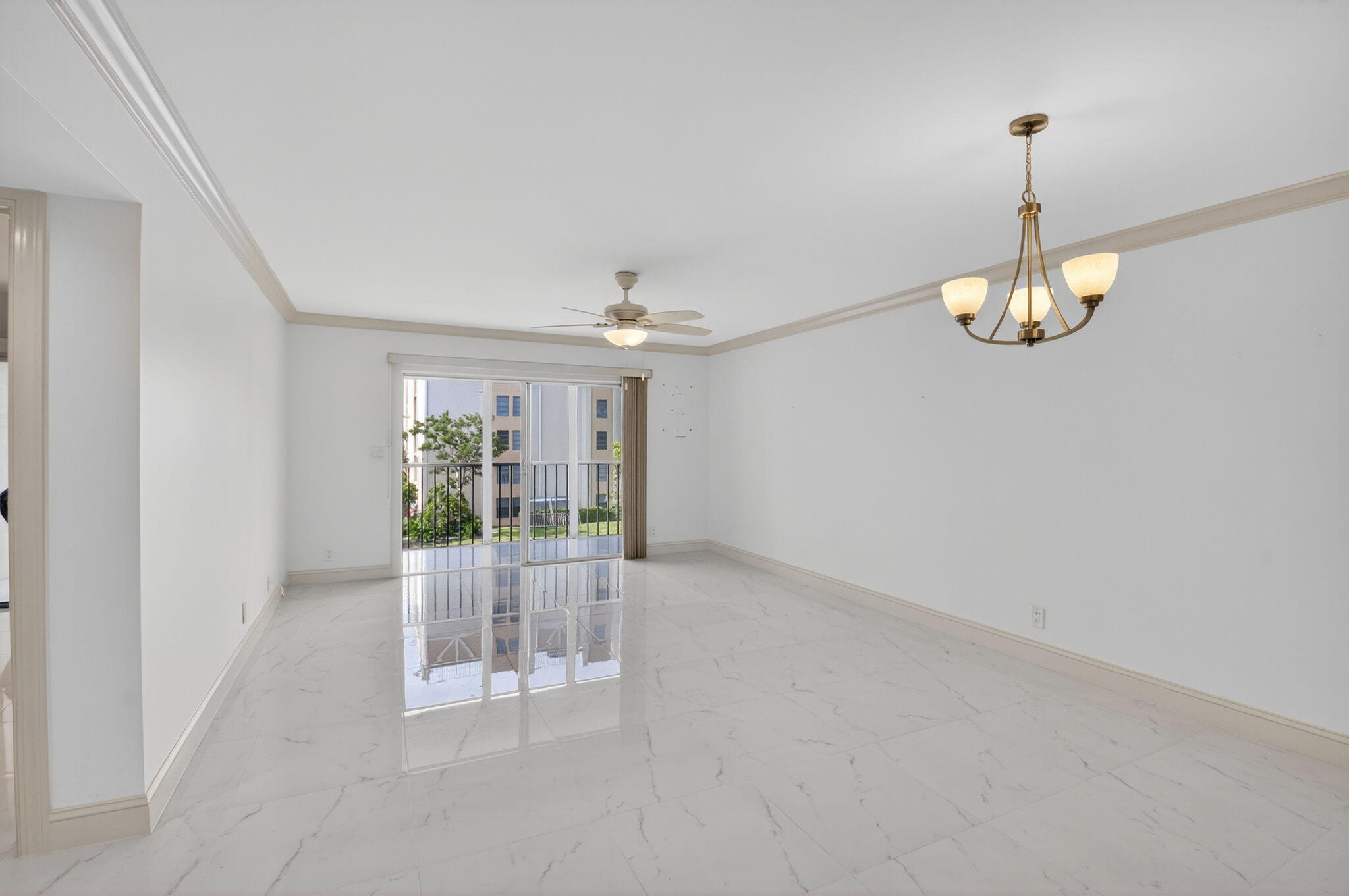 14375 Strathmore Lane, Unit 305 Delray Beach, FL 33446 - Photo 16 of 92 15-web-or-mls-DSC_7700