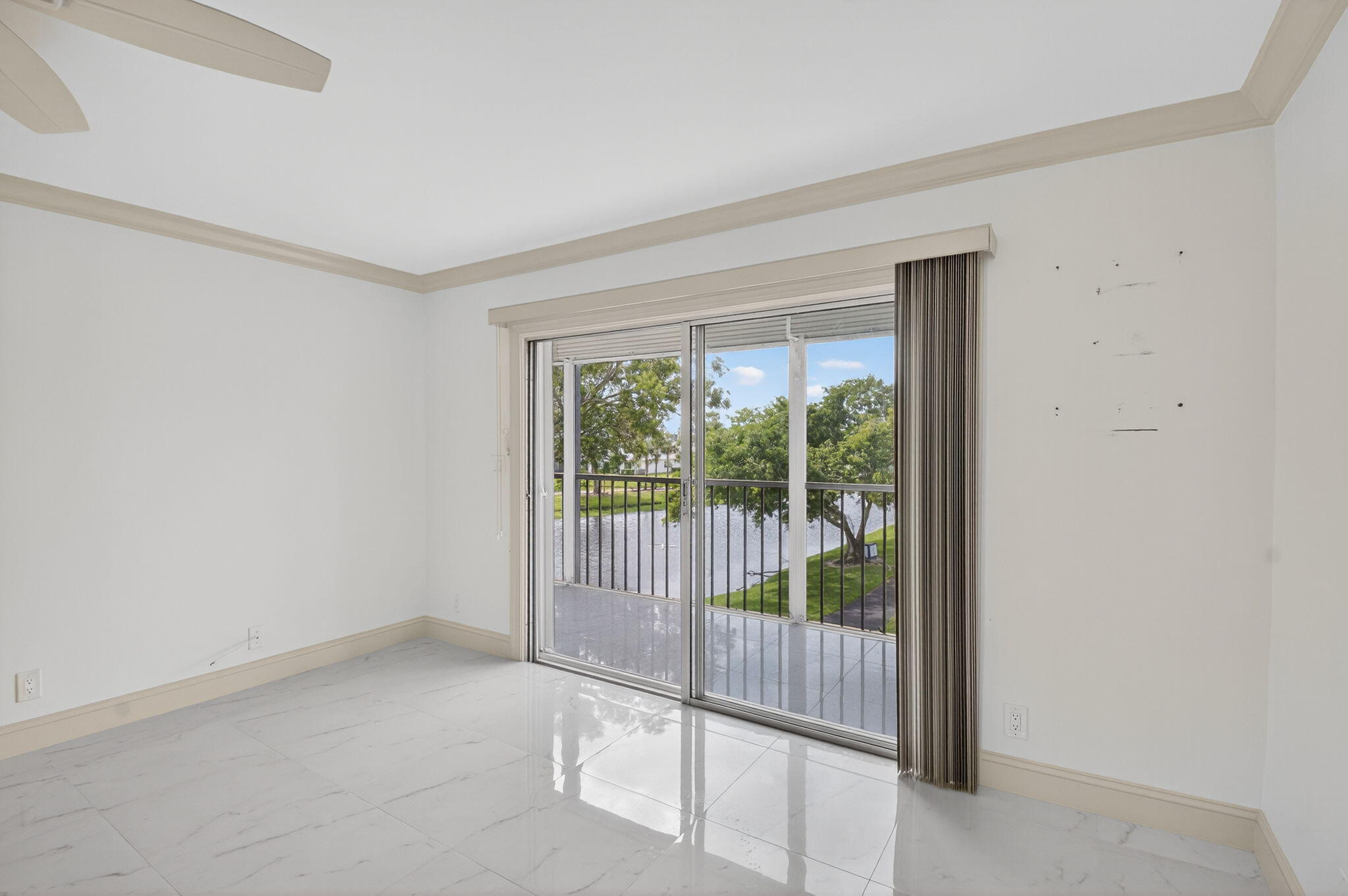 14375 Strathmore Lane, Unit 305 Delray Beach, FL 33446 - Photo 19 of 92 18-web-or-mls-DSC_7714