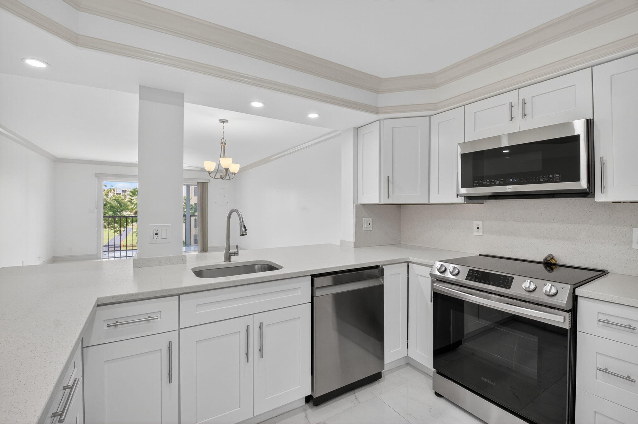 14375 Strathmore Lane, Unit 305 Delray Beach, FL 33446 - Photo 8 of 92 8-web-or-mls-DSC_7670