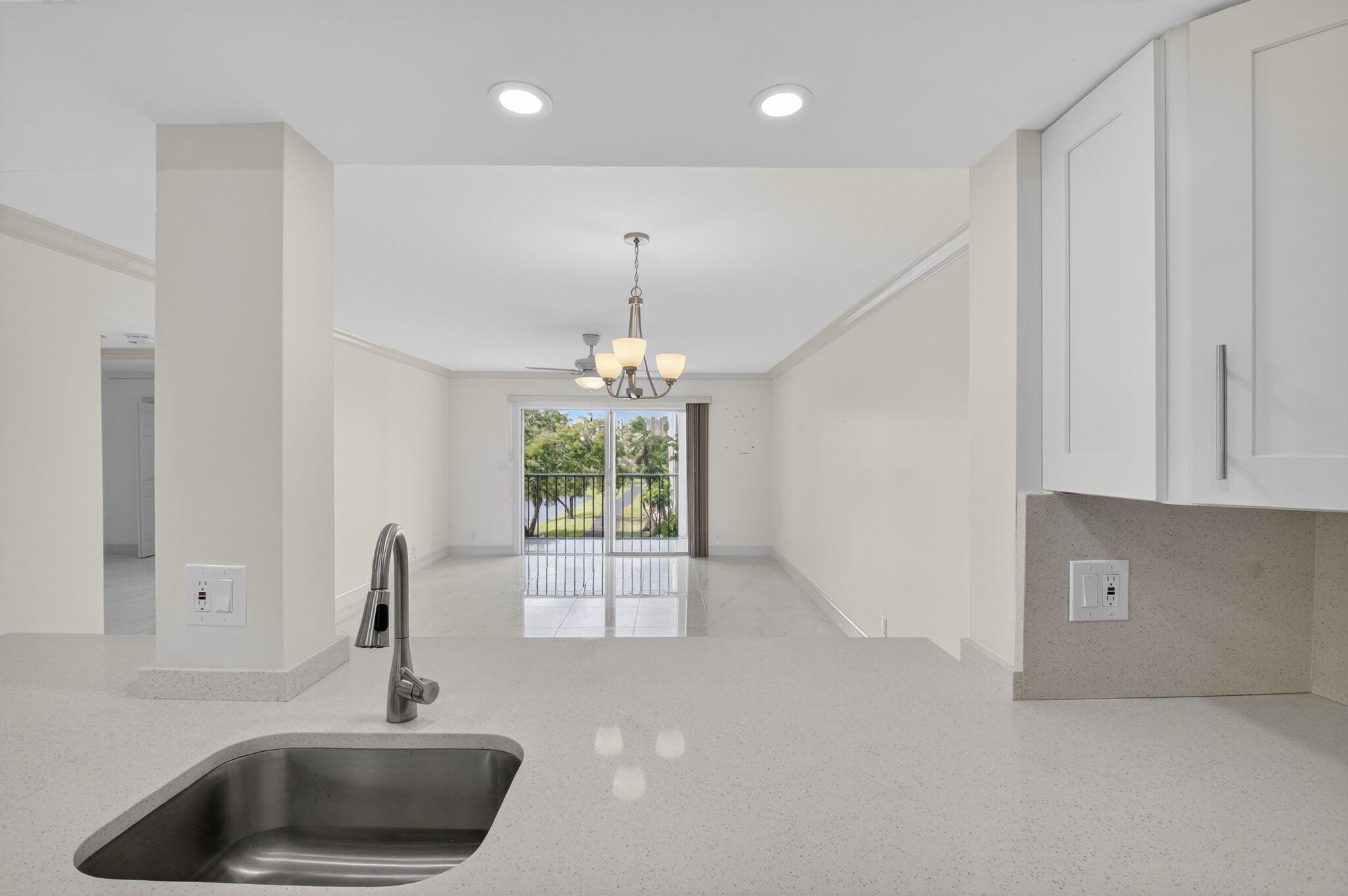 14375 Strathmore Lane, Unit 305 Delray Beach, FL 33446 - Photo 9 of 92 9-web-or-mls-DSC_7677