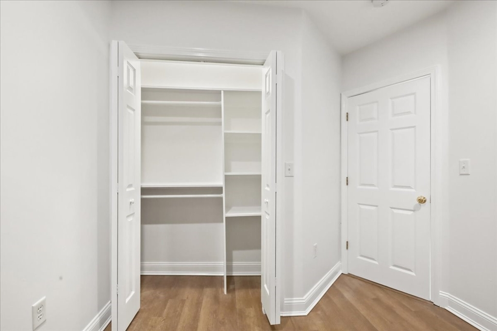 19 Harris Street, Unit 5 Boston, MA 02113 - Photo 9 of 13