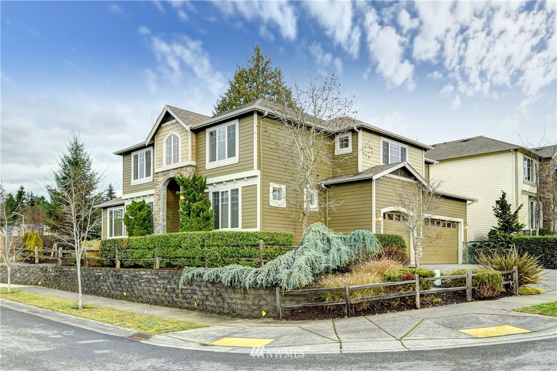 4103 214th Street Southeast Bothell, WA 98021 - Photo 2 of 25
