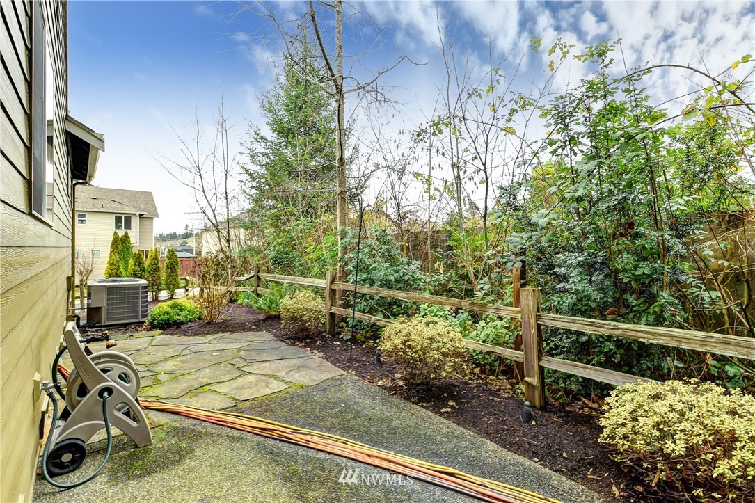 4103 214th Street Southeast Bothell, WA 98021 - Photo 14 of 25