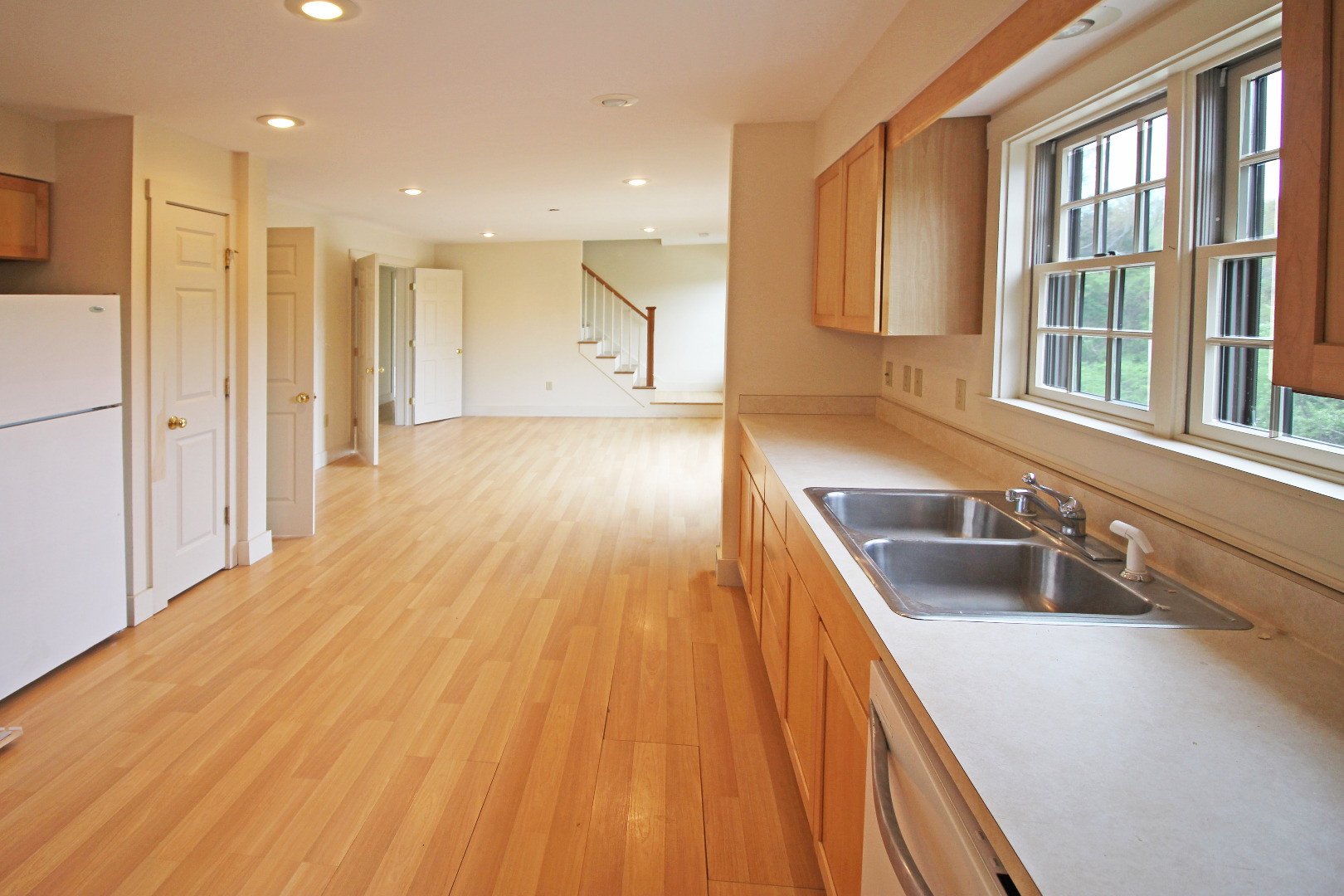 17 Madaket Road Nantucket, MA 02554 - Photo 8 of 24 Gallery Image 8