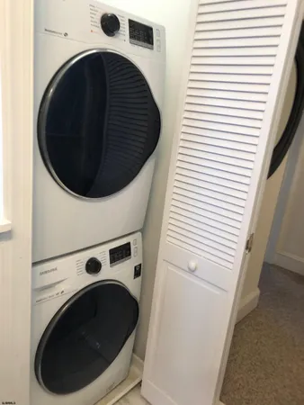 a close up view of washer and dryer