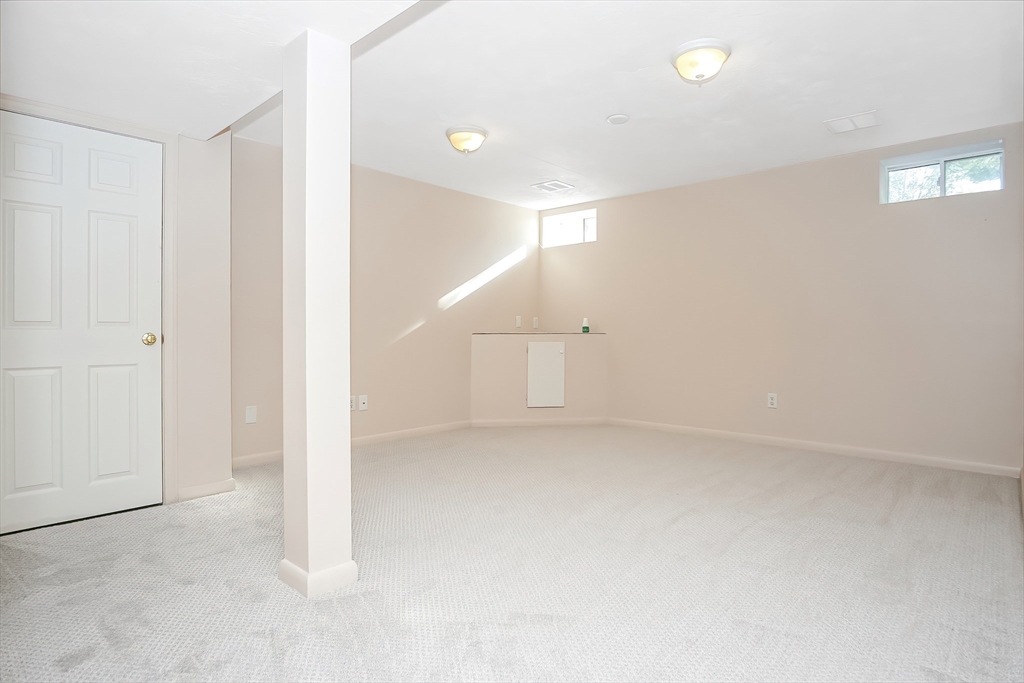 26 Daisy Lane, Unit 26 Raynham, MA 02767 - Photo 30 of 42 Gallery Image 30