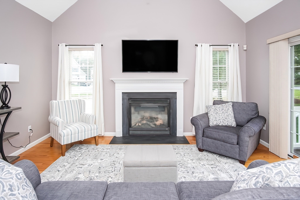 26 Daisy Lane, Unit 26 Raynham, MA 02767 - Photo 5 of 42 Gallery Image 5