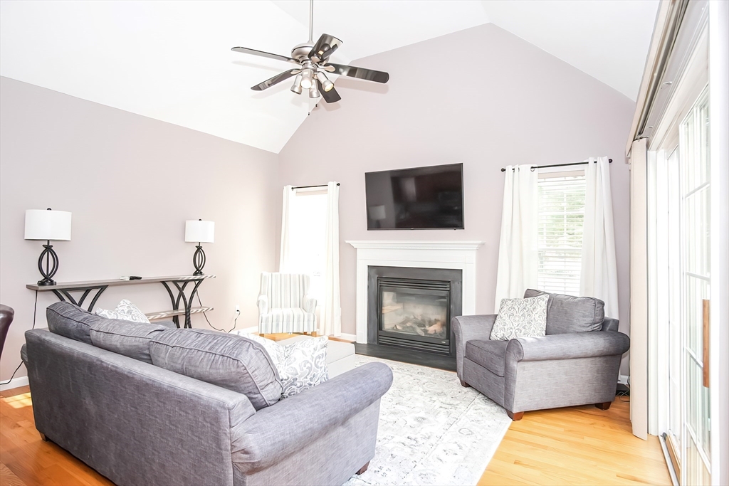 26 Daisy Lane, Unit 26 Raynham, MA 02767 - Photo 6 of 42 Gallery Image 6