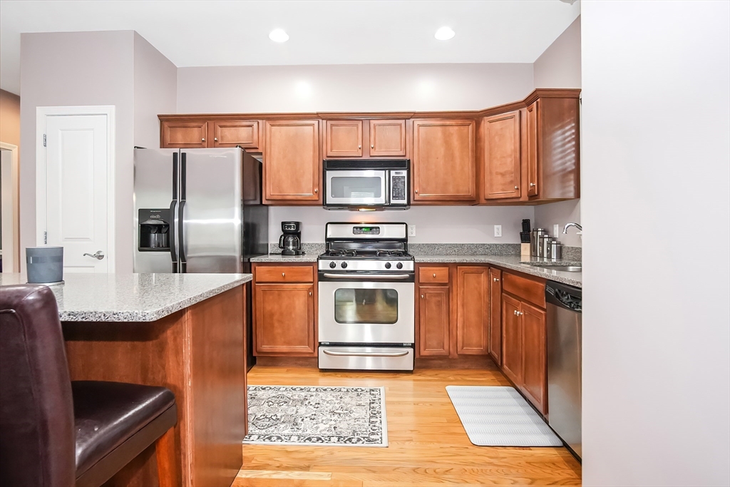 26 Daisy Lane, Unit 26 Raynham, MA 02767 - Photo 10 of 42 Gallery Image 10