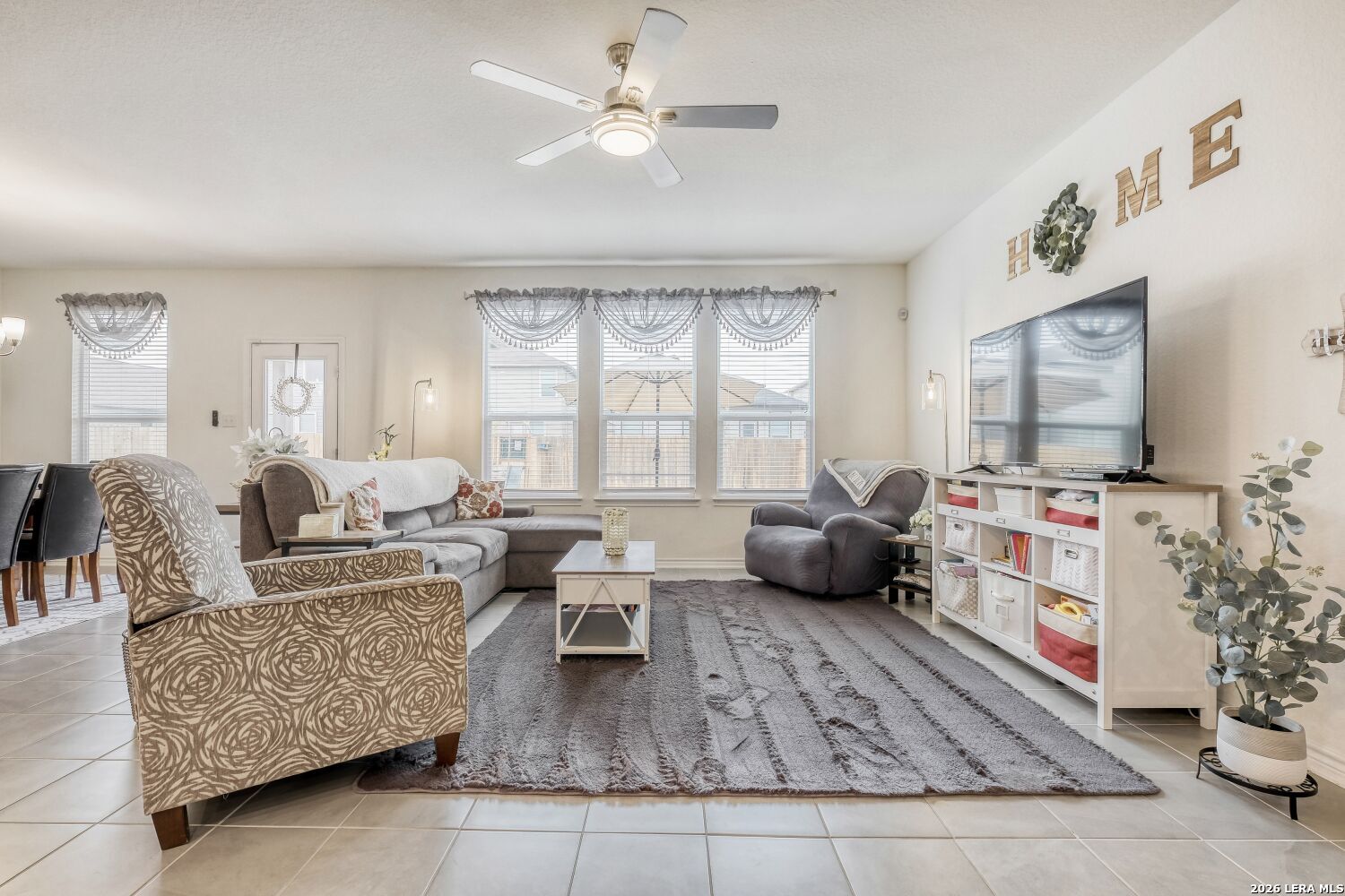 6519 Runaway Row Converse, TX 78109 - Photo 4 of 27