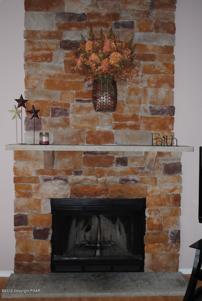 1646-5364) Clover Road Long Pond, PA 18334 - Photo 7 of 15 7