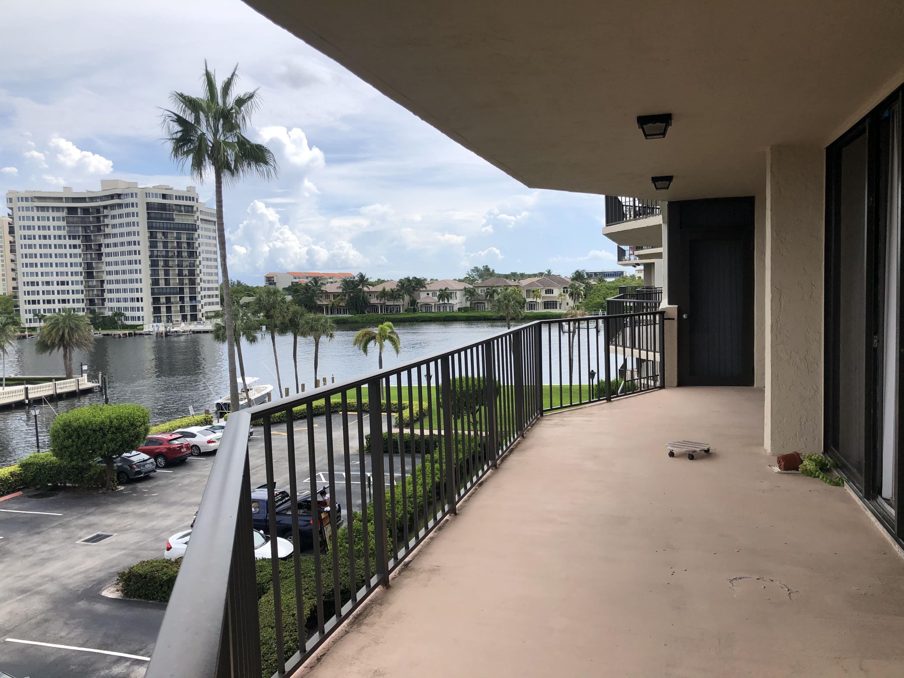 899 Jeffery Street, Unit 408 Boca Raton, FL 33487 - Photo 5 of 19 View 1