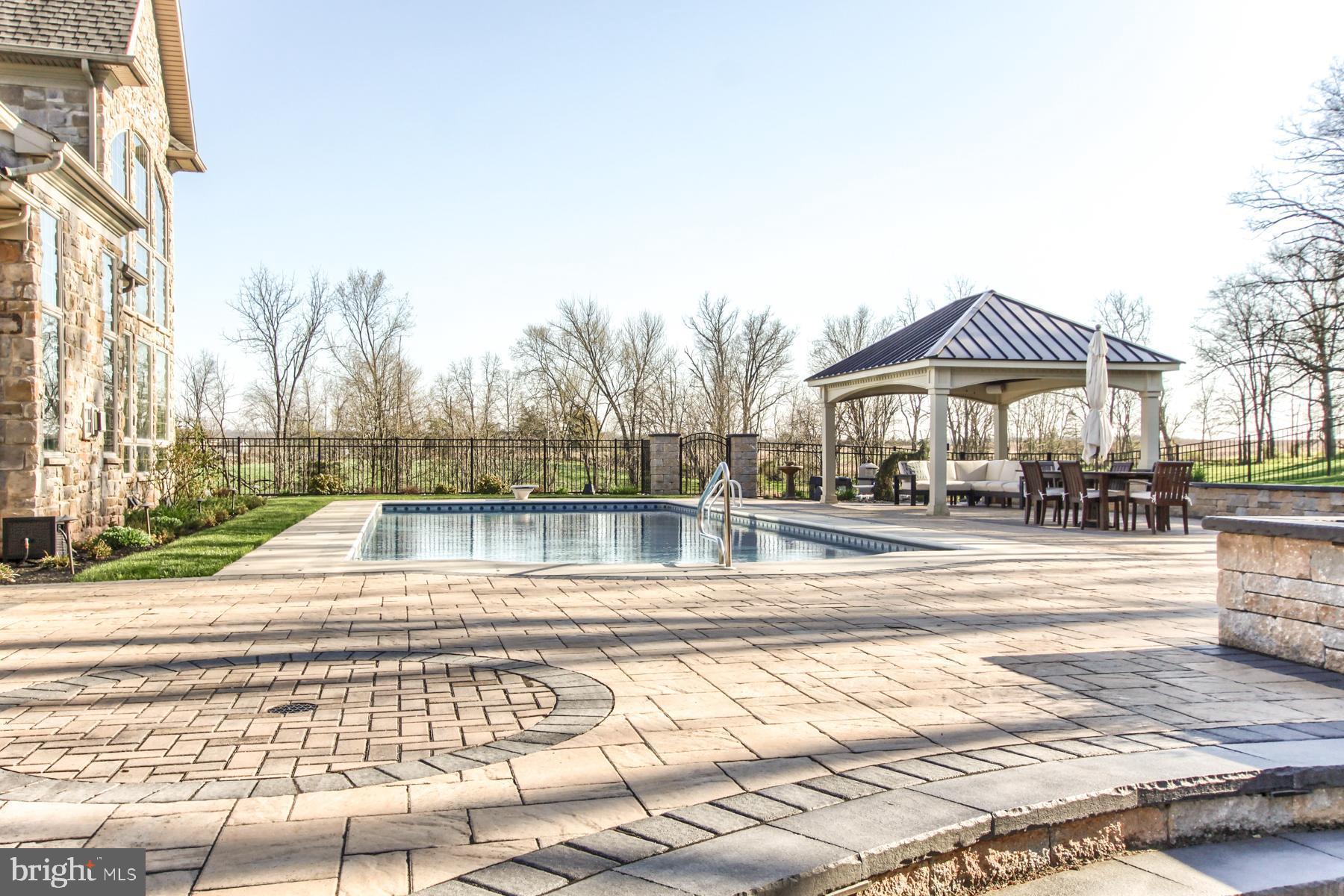 5683 Gingrich Road Hershey, PA 17033 - Photo 4 of 13