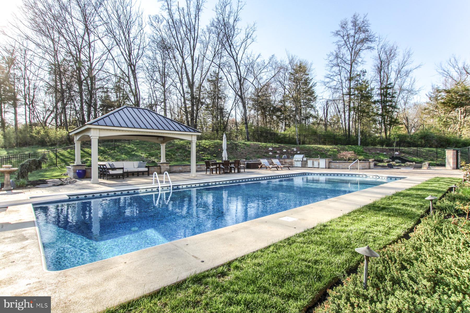 5683 Gingrich Road Hershey, PA 17033 - Photo 7 of 13