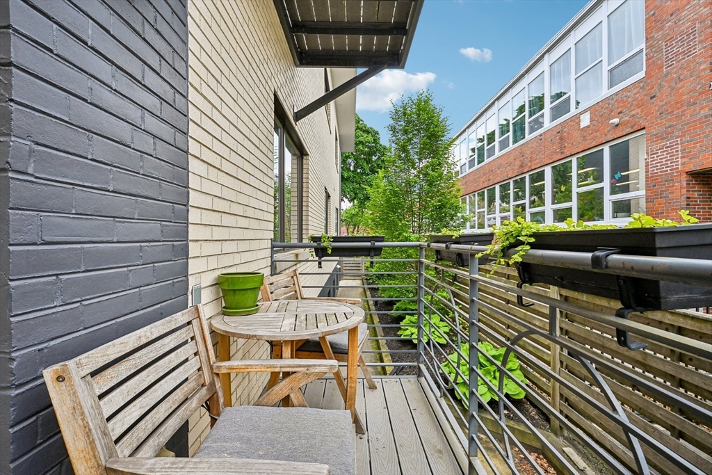 7 Howard Street, Unit 4 Salem, MA 01970 - Photo 23 of 39