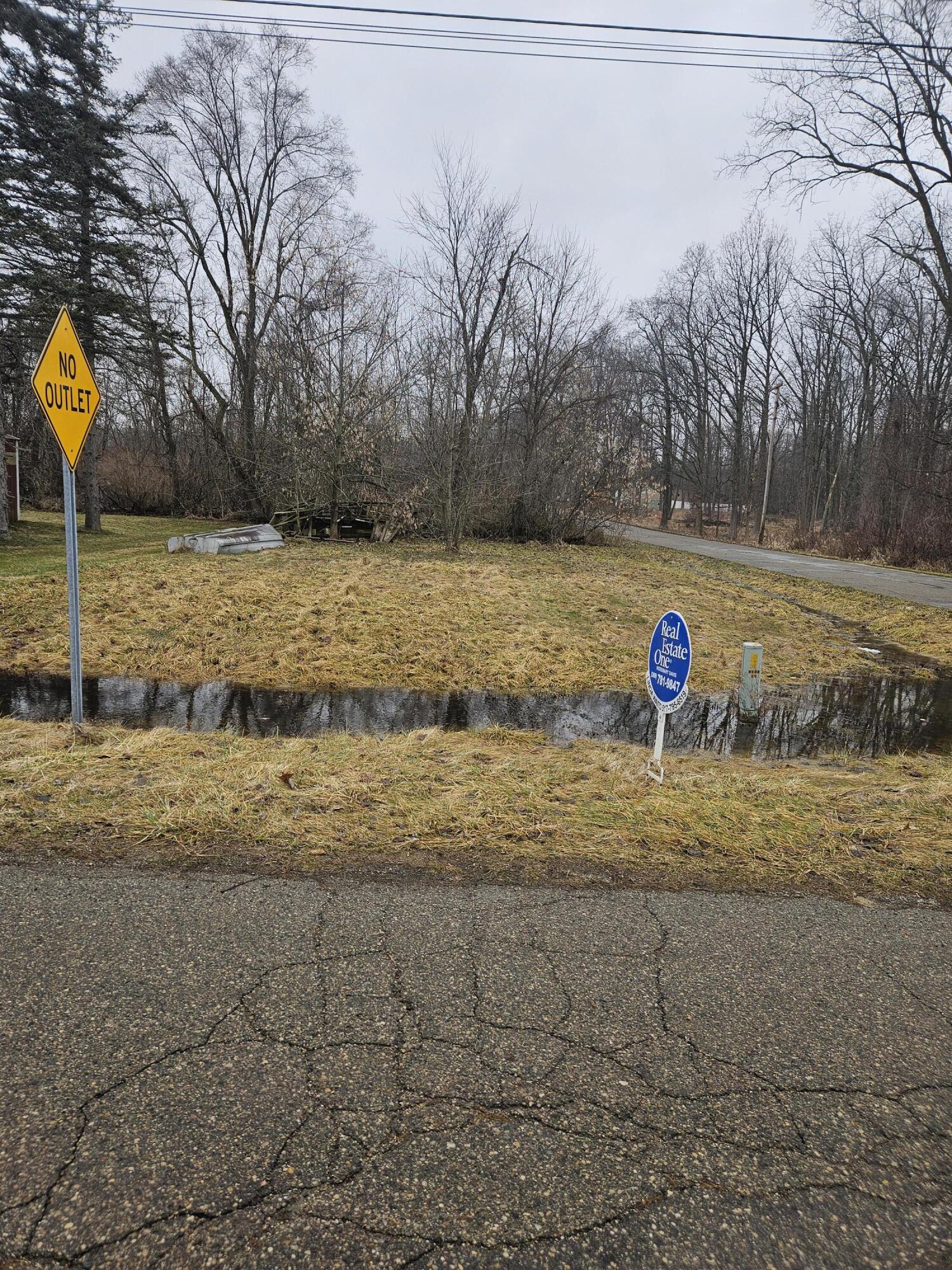 5901 Monroe Road Olivet, MI 49076 - Photo 1 of 2 Monroe Rd front