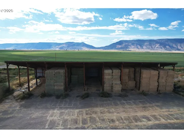 a view of outdoor space