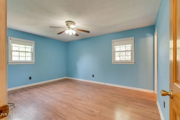 $10,000 | 121 Independence Lane, Elizabethton, TN 37643