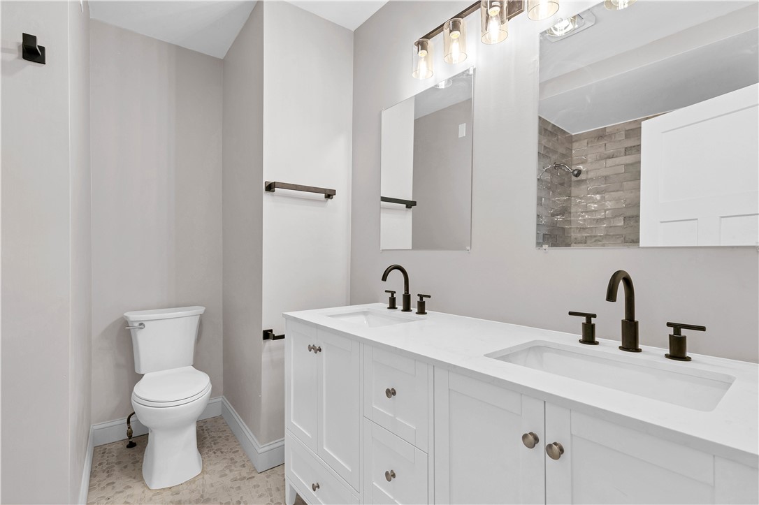 33 Grove Avenue, Unit 2 Westerly, RI 02891 - Photo 11 of 21