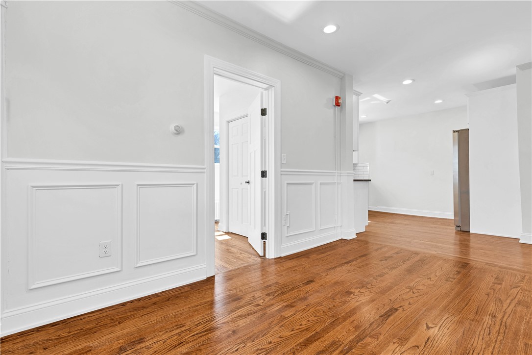 33 Grove Avenue, Unit 2 Westerly, RI 02891 - Photo 14 of 21