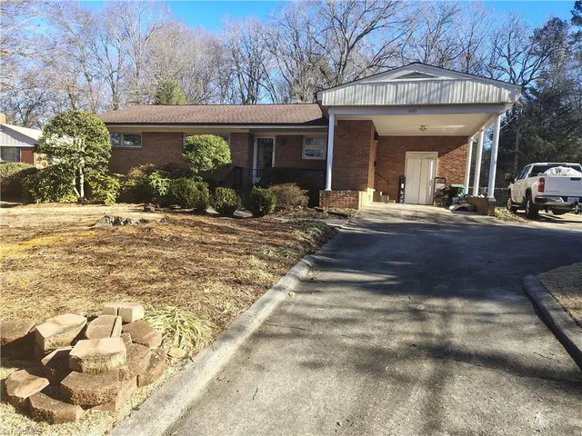 $2,300 | 605 Westchester Drive, High Point, NC 27262