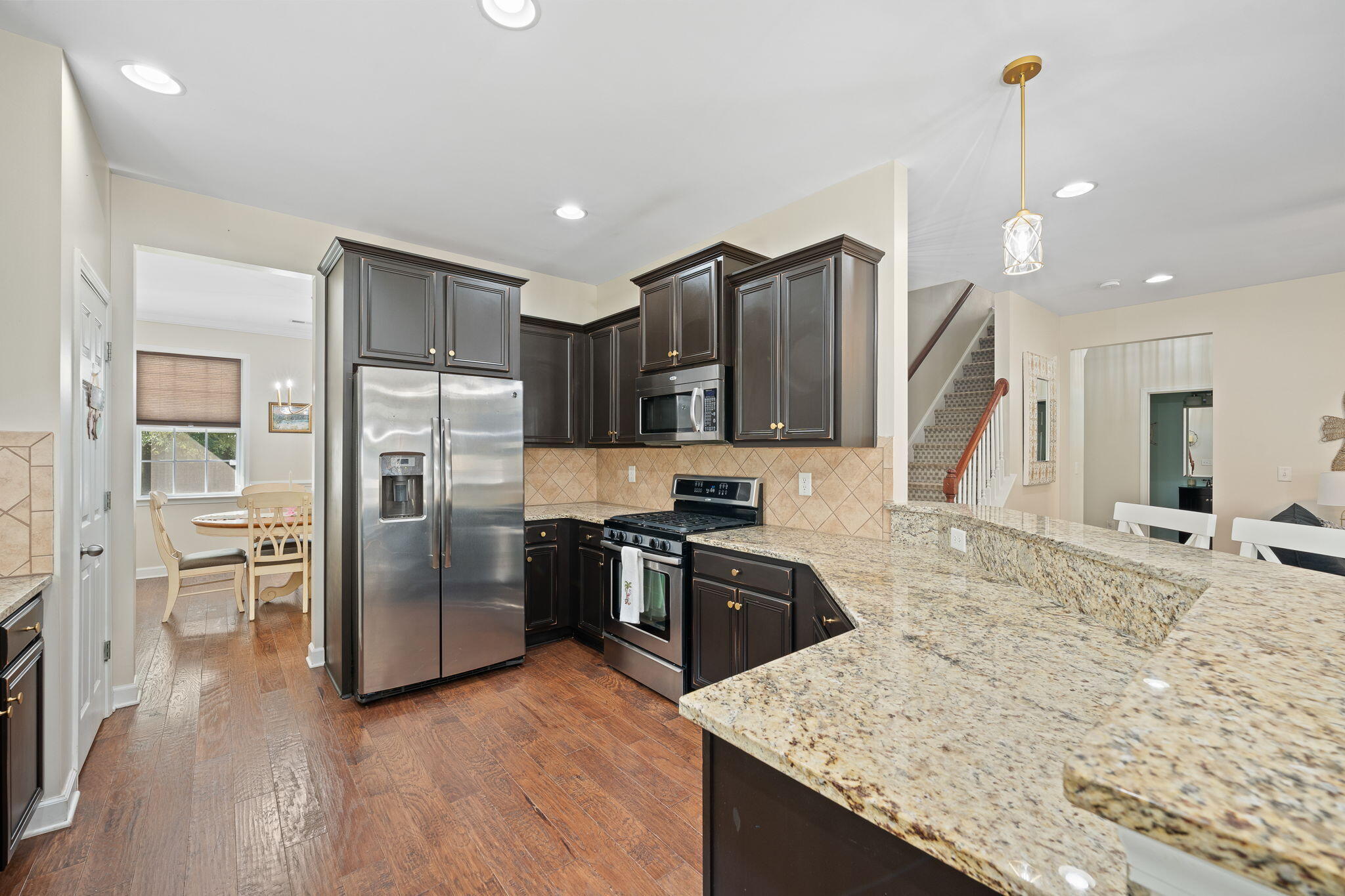 2138 Terrabrook Lane Charleston, SC 29412 - Photo 13 of 33 27-web-or-mls-Barclay Media Co_-30