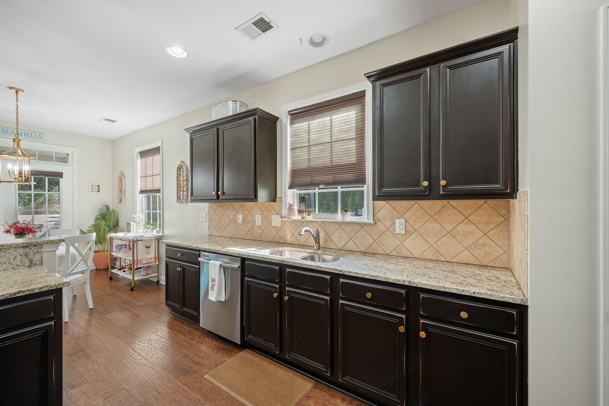 2138 Terrabrook Lane Charleston, SC 29412 - Photo 14 of 33 28-web-or-mls-Barclay Media Co_-31