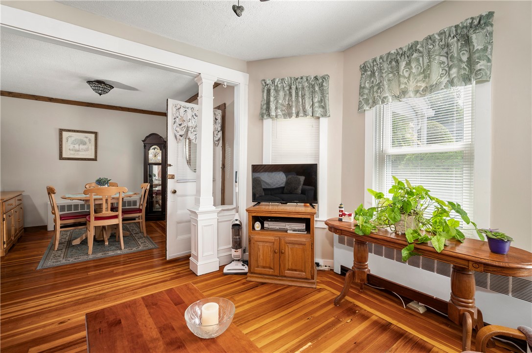 69 Mt St Charles Avenue Woonsocket, RI 02895 - Photo 4 of 32