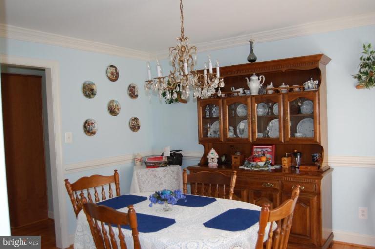 12320 Old Stillhouse Road Boston, VA 22713 - Photo 9 of 14 Dining Room