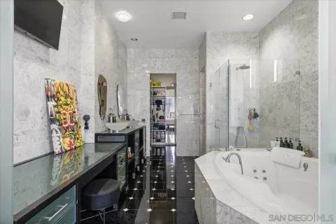 $1,325,000 | 950 Sixth Avenue, Unit 432, San Diego, CA 92101