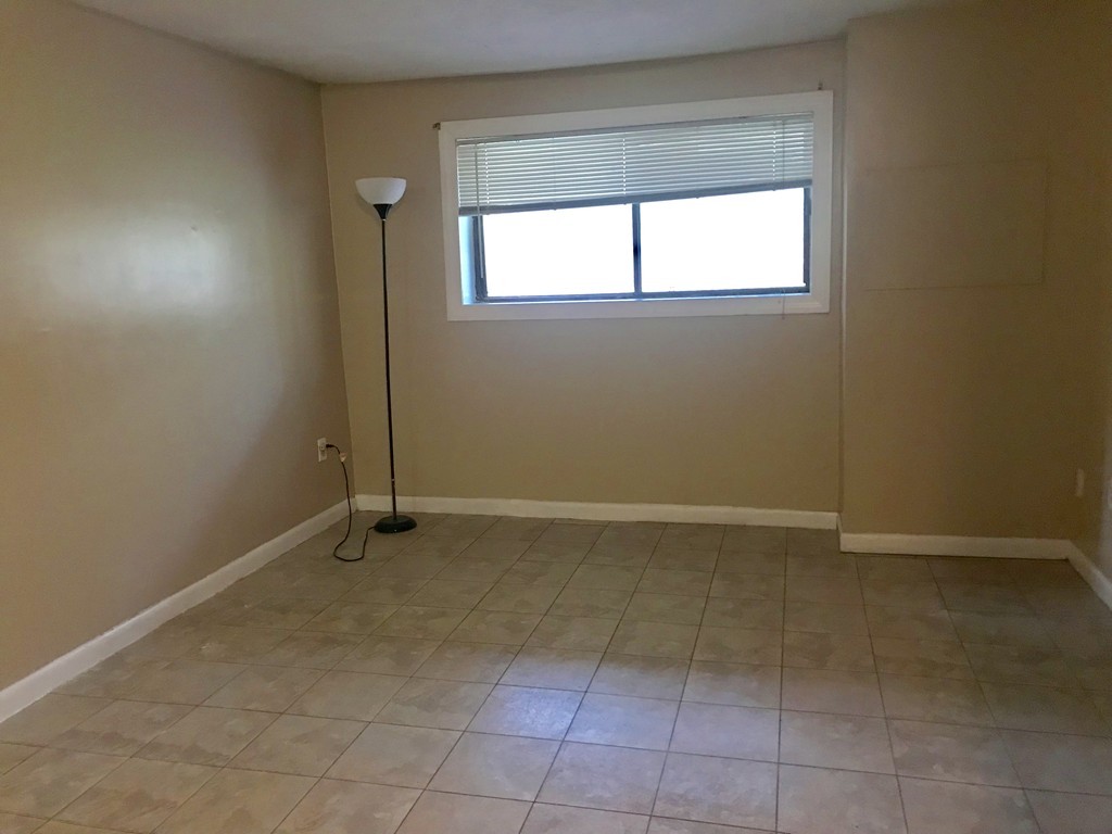 176 Maple Avenue, Unit 45 Rutland, MA 01543 - Photo 6 of 11