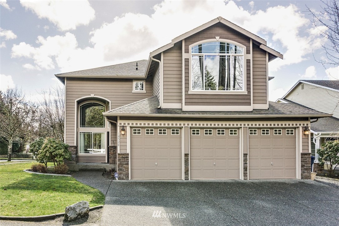 18528 33rd Avenue Southeast Bothell, WA 98012 - Photo 1 of 25
