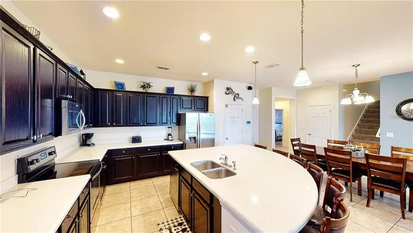 $3,800 | 1323 Yorkshire Court, Davenport, FL 33896