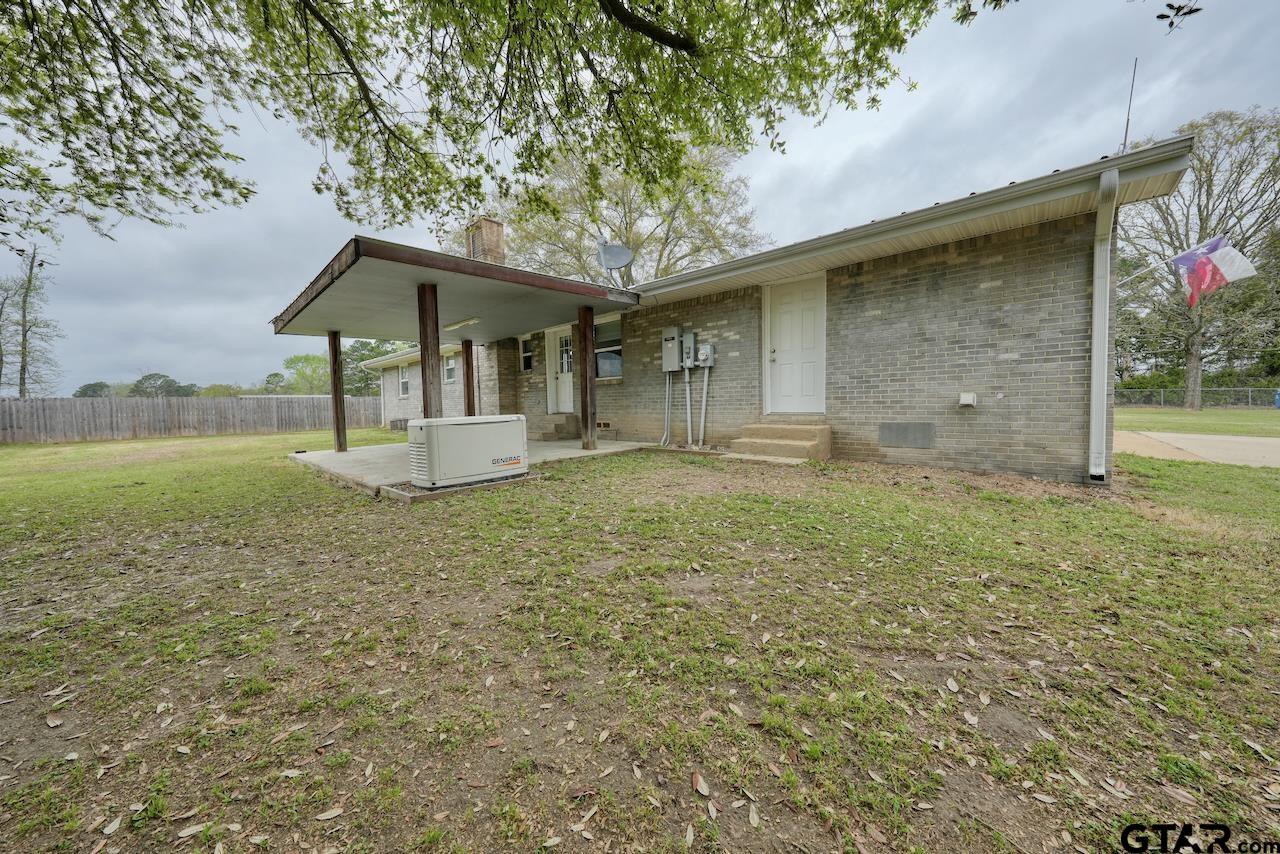 667 Allen Road Longview, TX 75605 - Photo 34 of 48 a front view of house with yard