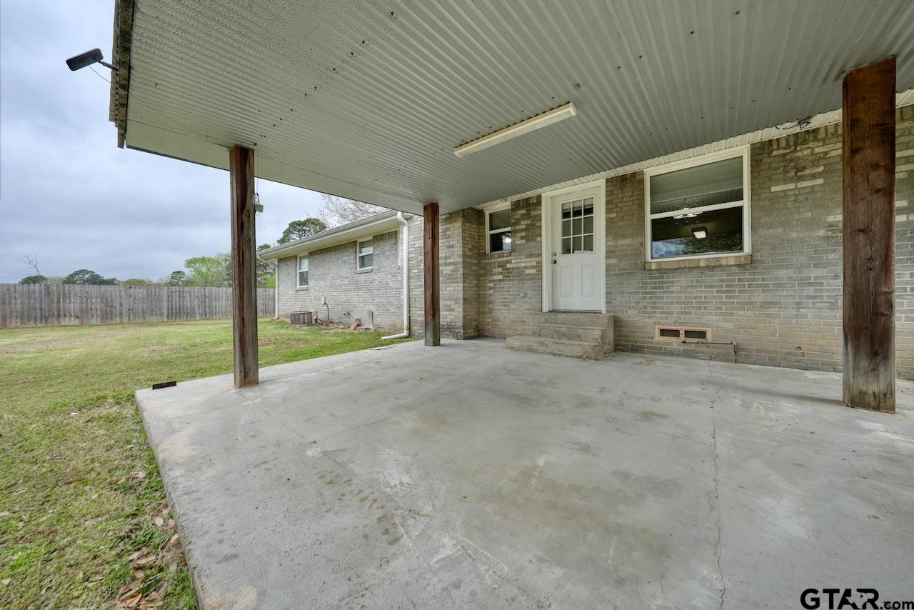 667 Allen Road Longview, TX 75605 - Photo 35 of 48