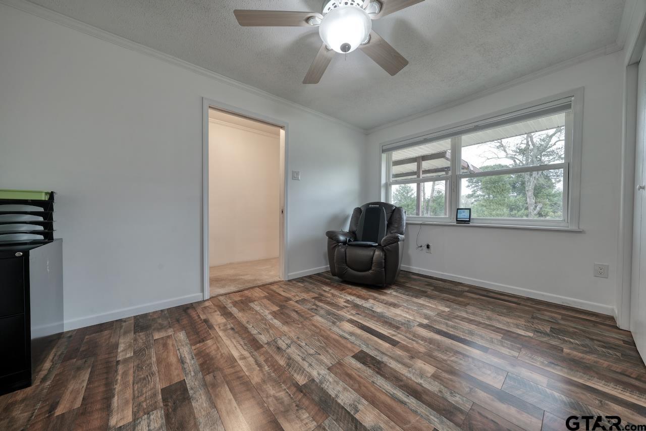 667 Allen Road Longview, TX 75605 - Photo 5 of 48