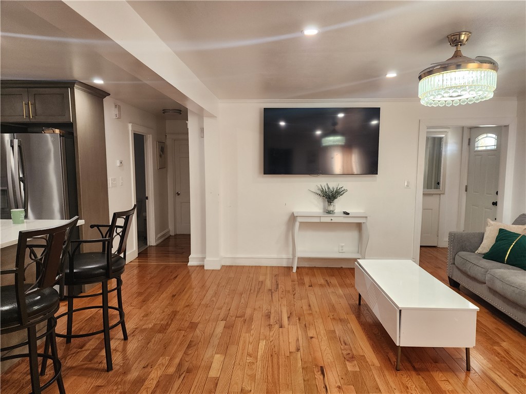 6 Douglas Street Cranston, RI 02910 - Photo 16 of 30