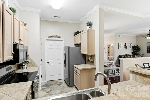 $435,000 | 21 Tisha Lane, Hendersonville, NC 28739
