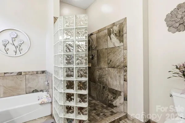 $435,000 | 21 Tisha Lane, Hendersonville, NC 28739