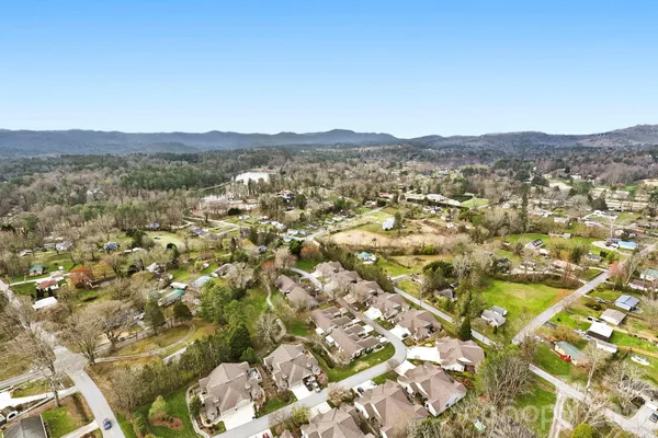 $435,000 | 21 Tisha Lane, Hendersonville, NC 28739