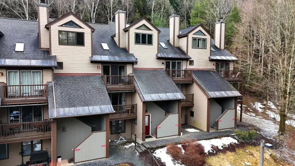 $310,000 | 70 Mountains Edge Road, Unit 603, West Windsor, VT 05037