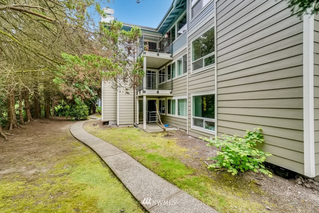 7573 Old Redmond Road, Unit 9 Redmond, WA 98052 - Photo 26 of 28