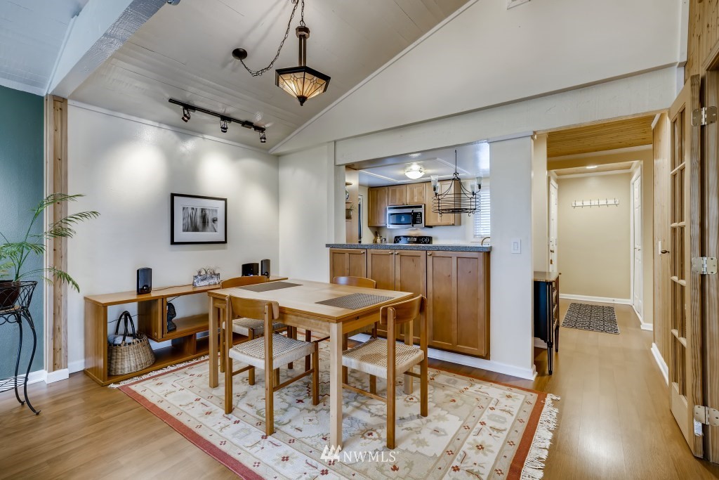 7573 Old Redmond Road, Unit 9 Redmond, WA 98052 - Photo 10 of 28